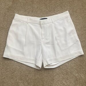 Banana Republic-white shorts with pockets